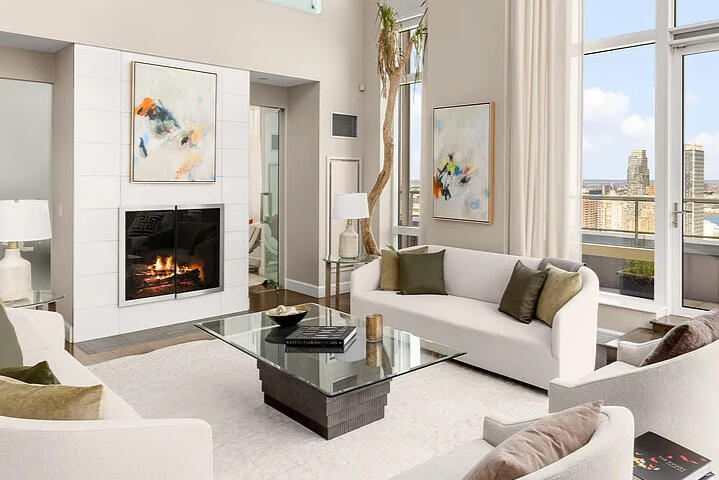 247 West 46th Street #PH2